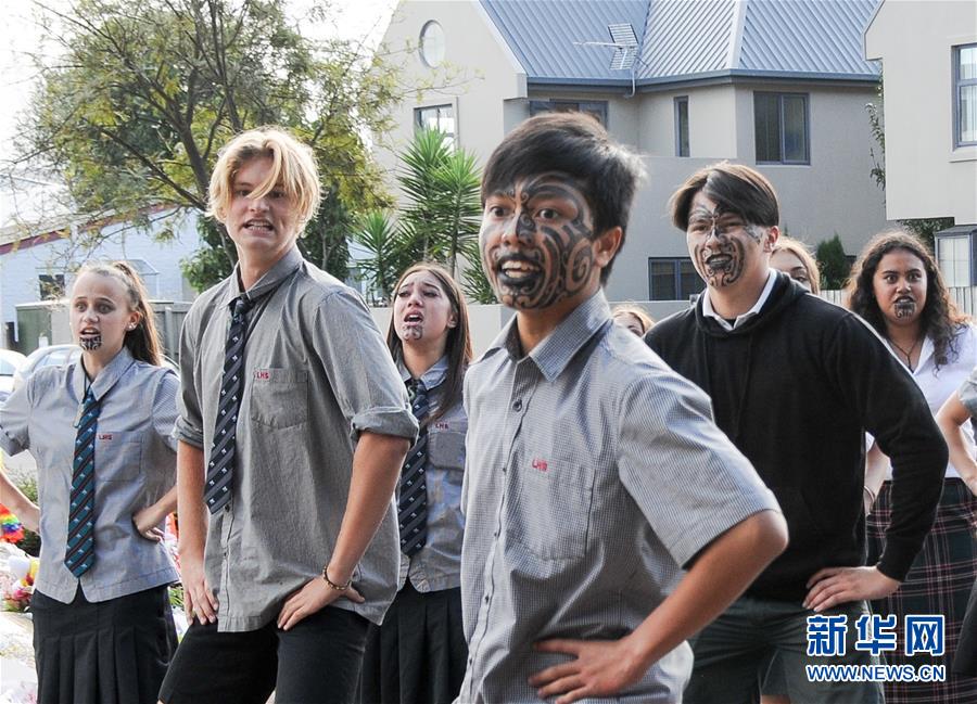 恒生创新药指数“<提>纯”修订方案<8>月11日起正式生效，挂钩产品恒生创新药etf（520500）最新规模超11亿创新高