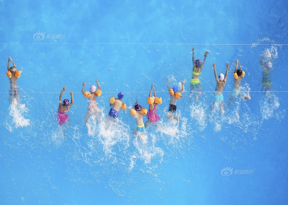 一个‘要’卖公司，一个要减持，冠中生态实控人和大股东在急什么