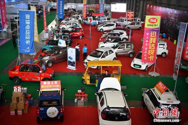 哈三联：;选:举秦剑飞为董事长