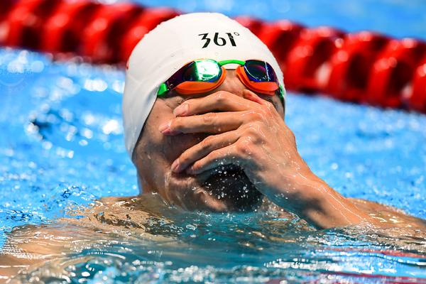 一键打包!“两创”ai龙;头，科创创业人工智能etf易方达（159140）等产品正式发行