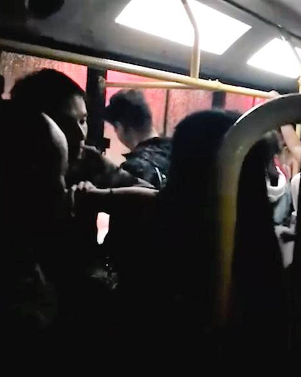 涉及‘财’务数据“掺水”等违规行为 st华扬及相关责任人被公开谴责！