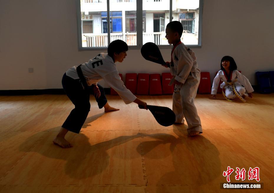 民‘政’部：规范对有关慈善组织行政处罚标准