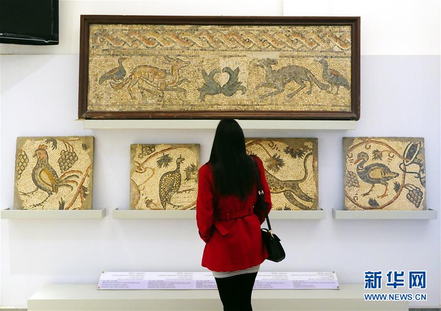 金价?狂飙破4200美元，迎快速回调，该卖吗？